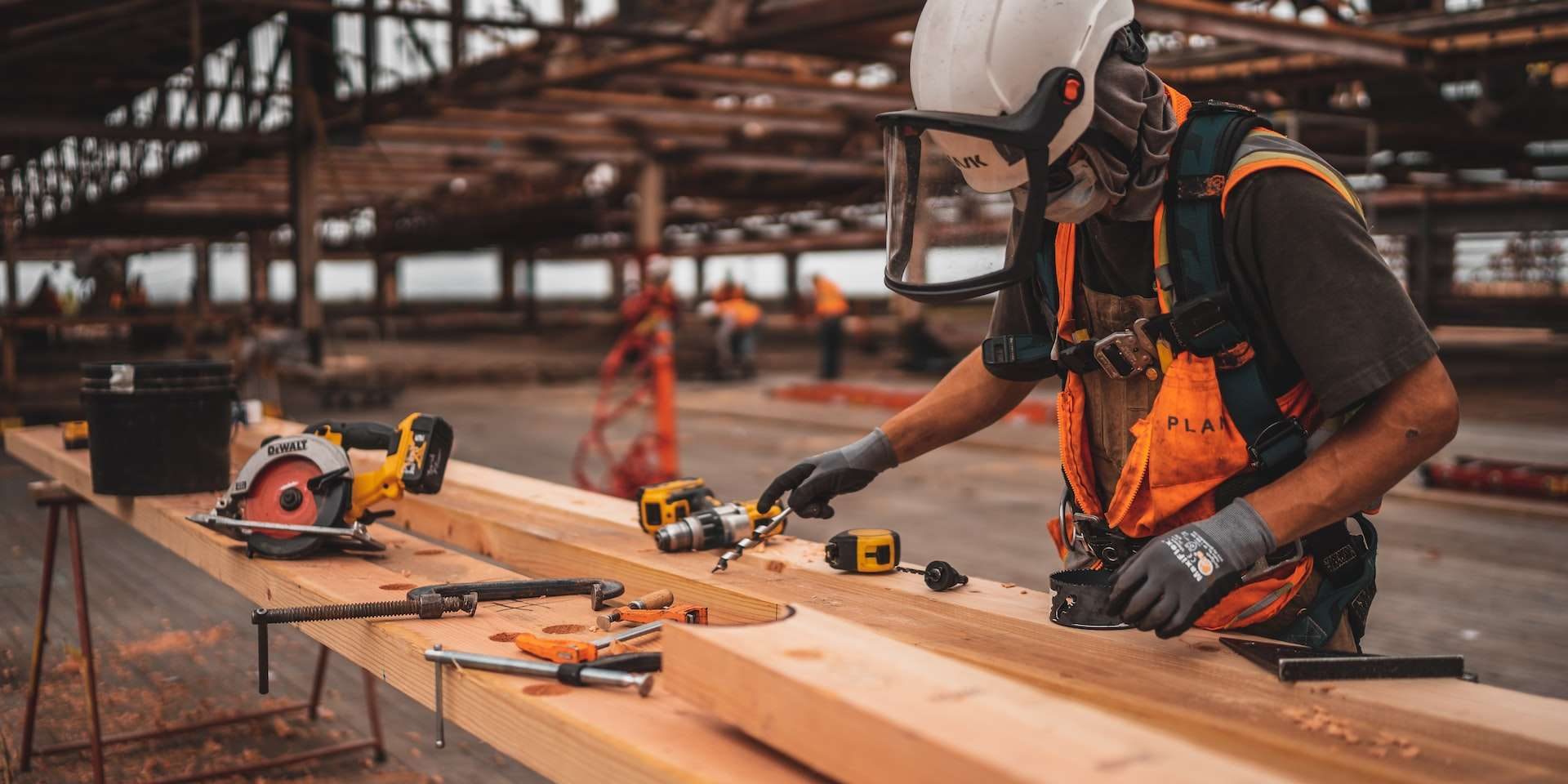 jeriden-villegas-VLPUm5wP5Z0-unsplash construction